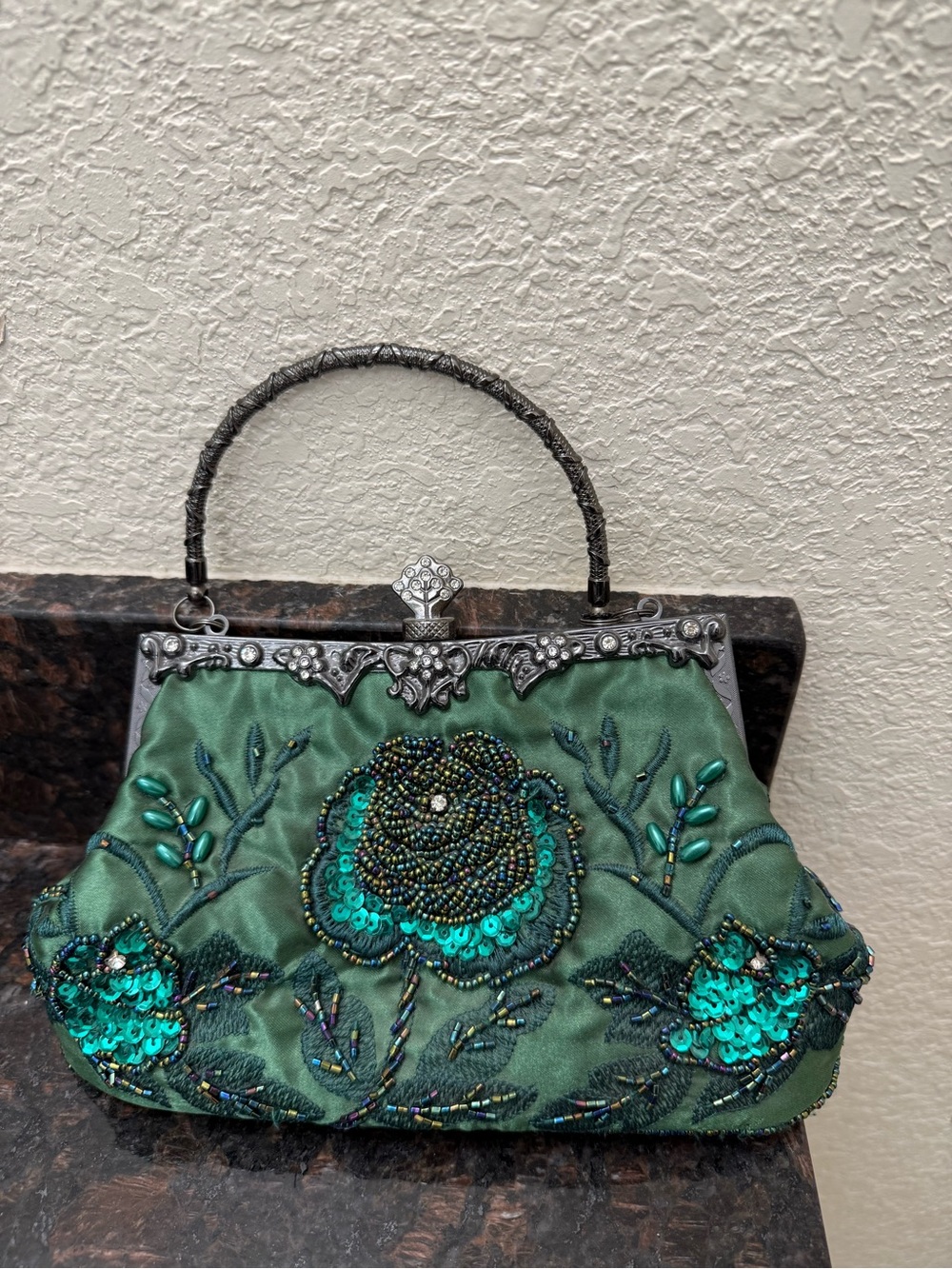 Elegant beaded clutch
